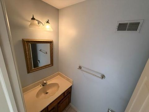 Tiny photo for 199 Timber Ridge Road #-, Lake Barrington, IL 60010 (MLS # 12657234)