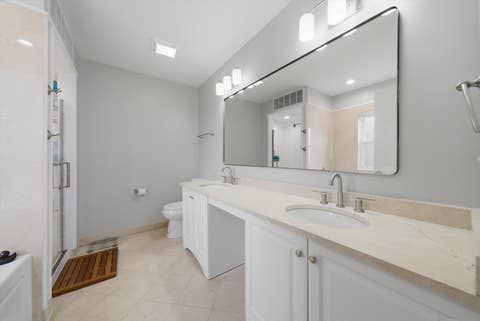 Tiny photo for 5302 N Winthrop Avenue #4, Chicago, IL 60640 (MLS # 12704258)