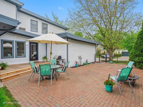 Tiny photo for 4557 Woodland Avenue, Western Springs, IL 60558 (MLS # 12631167)