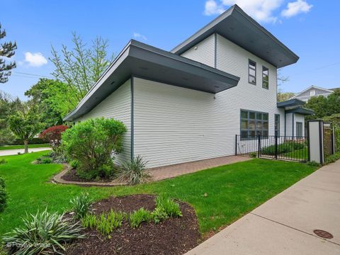 Tiny photo for 4557 Woodland Avenue, Western Springs, IL 60558 (MLS # 12631167)