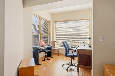 Tiny photo for 1024 E 46th Street #2W, Chicago, IL 60653 (MLS # 12562359)
