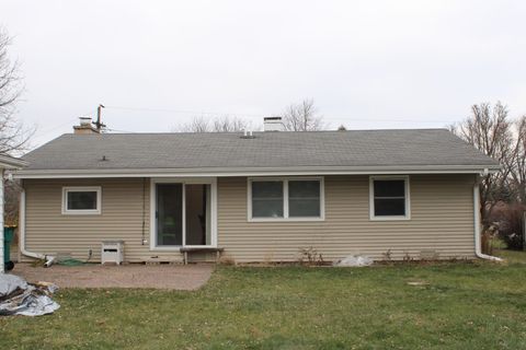 A home in West Chicago