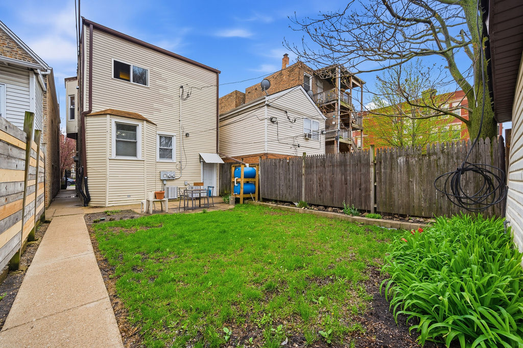 3254 W Hirsch Avenue