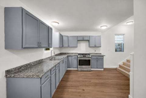 Tiny photo for 8008 S Muskegon Avenue, Chicago, IL 60617 (MLS # 12674407)