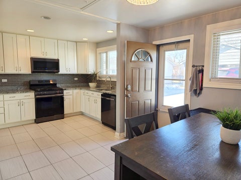 Tiny photo for 980 W Grant Drive, Des Plaines, IL 60016 (MLS # 12751243)
