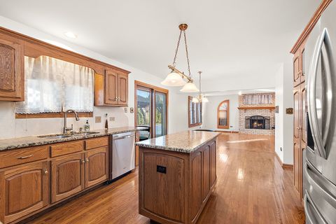 Tiny photo for 16221 Kingsport Road, Orland Park, IL 60467 (MLS # 12440713)