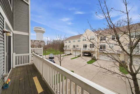 Tiny photo for 1116 Tuscany Drive, Streamwood, IL 60107 (MLS # 12576685)