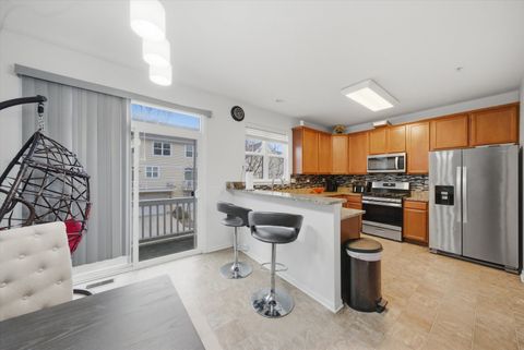 Tiny photo for 1116 Tuscany Drive, Streamwood, IL 60107 (MLS # 12576685)