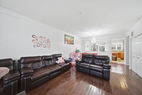 Tiny photo for 1116 Tuscany Drive, Streamwood, IL 60107 (MLS # 12576685)