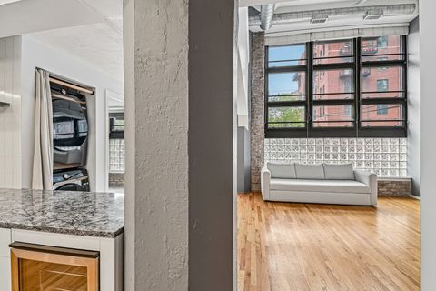 Tiny photo for 1601 S Michigan Avenue #107, Chicago, IL 60616 (MLS # 12631714)