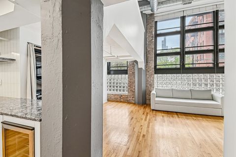 Tiny photo for 1601 S Michigan Avenue #107, Chicago, IL 60616 (MLS # 12631714)