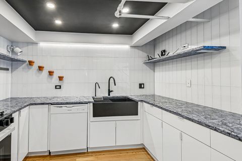Tiny photo for 1601 S Michigan Avenue #107, Chicago, IL 60616 (MLS # 12631714)
