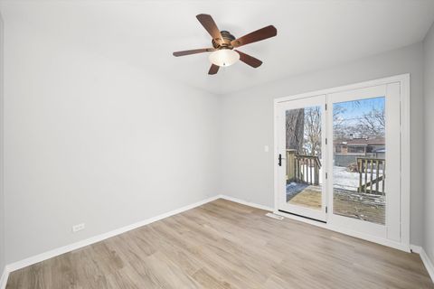 Tiny photo for 7652 Catalpa Avenue, Woodridge, IL 60517 (MLS # 12539385)