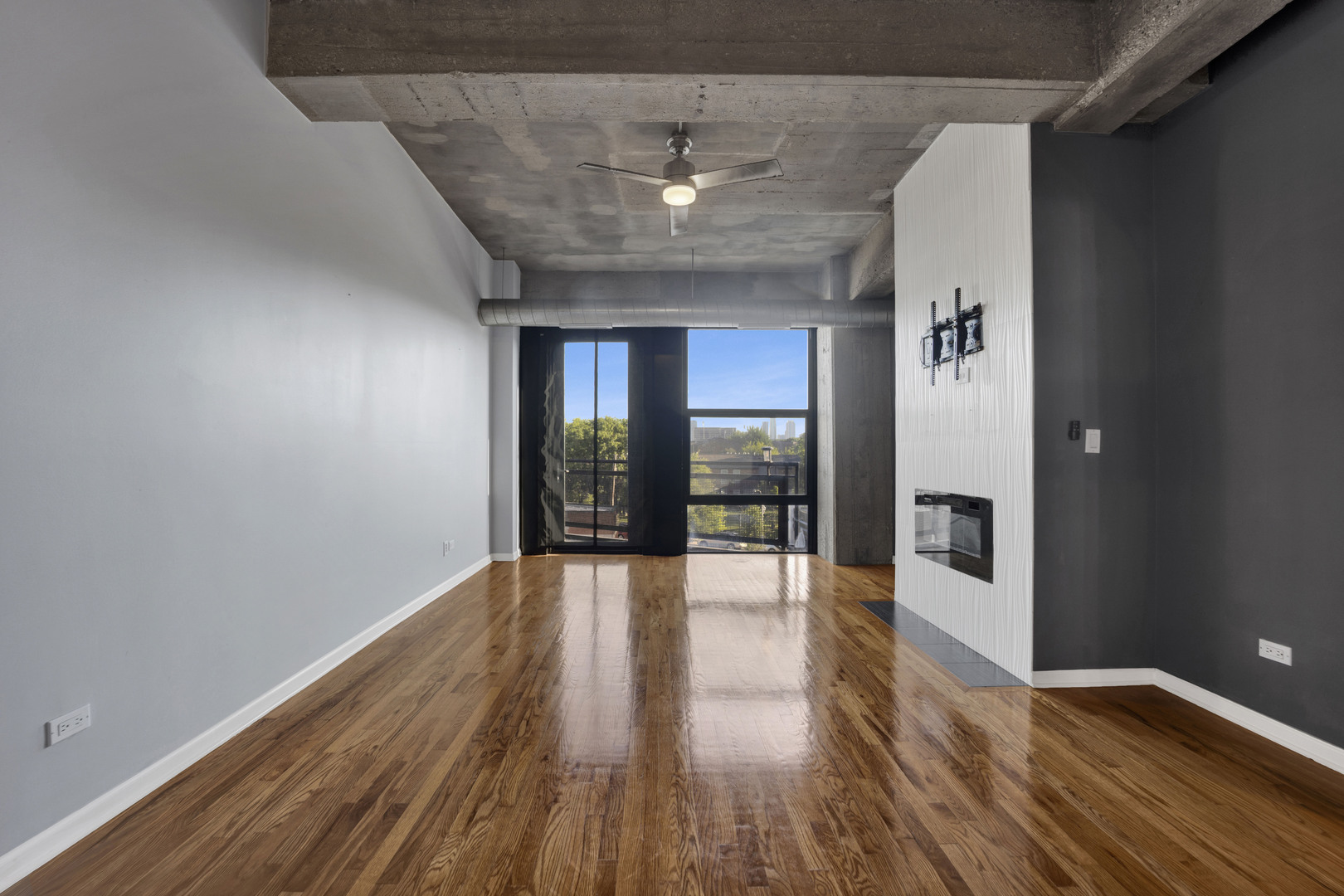 1000 W 15th Street 326