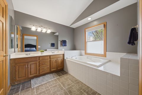 Tiny photo for 1030 Mount Vernon Drive, Grayslake, IL 60030 (MLS # 12594505)