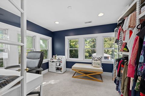 Tiny photo for 306 Northwood Road, Riverside, IL 60546 (MLS # 12607694)