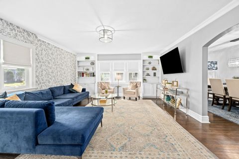 Tiny photo for 306 Northwood Road, Riverside, IL 60546 (MLS # 12607694)