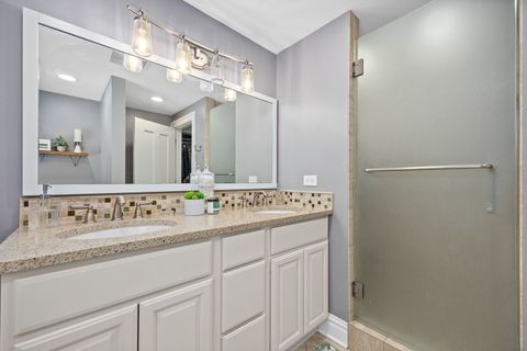 Tiny photo for 306 Northwood Road, Riverside, IL 60546 (MLS # 12607694)