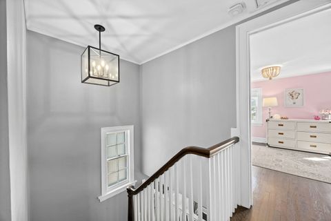 Tiny photo for 306 Northwood Road, Riverside, IL 60546 (MLS # 12607694)