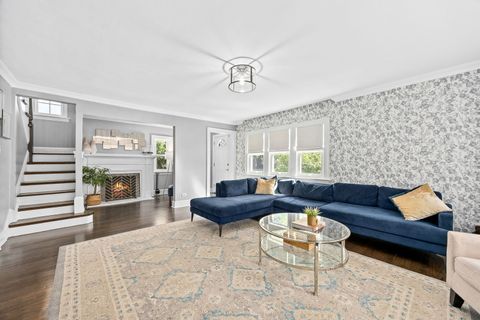 Tiny photo for 306 Northwood Road, Riverside, IL 60546 (MLS # 12607694)