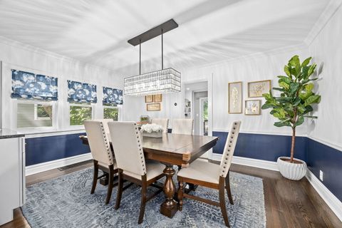 Tiny photo for 306 Northwood Road, Riverside, IL 60546 (MLS # 12607694)