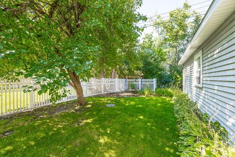 Tiny photo for 306 Northwood Road, Riverside, IL 60546 (MLS # 12607694)