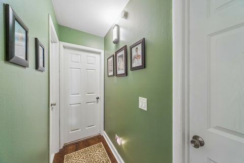 Tiny photo for 2434 Brandenberry Court #2A, Arlington Heights, IL 60004 (MLS # 12715286)