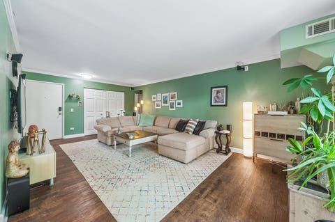 Tiny photo for 2434 Brandenberry Court #2A, Arlington Heights, IL 60004 (MLS # 12715286)