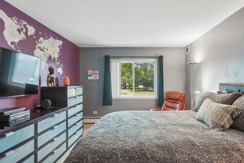 Tiny photo for 2434 Brandenberry Court #2A, Arlington Heights, IL 60004 (MLS # 12715286)