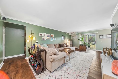 Tiny photo for 2434 Brandenberry Court #2A, Arlington Heights, IL 60004 (MLS # 12715286)