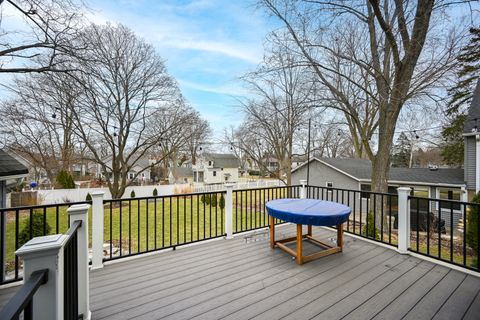 Tiny photo for 421 E Willow Avenue, Wheaton, IL 60187 (MLS # 12578814)