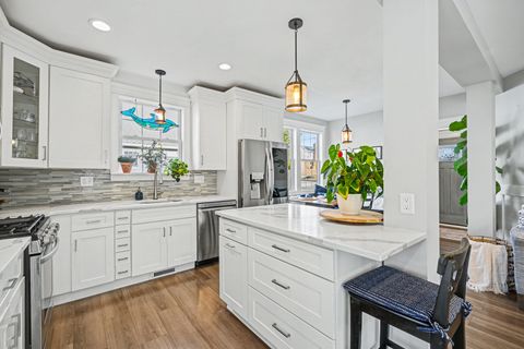 Tiny photo for 421 E Willow Avenue, Wheaton, IL 60187 (MLS # 12578814)