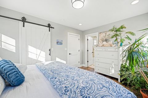 Tiny photo for 421 E Willow Avenue, Wheaton, IL 60187 (MLS # 12578814)