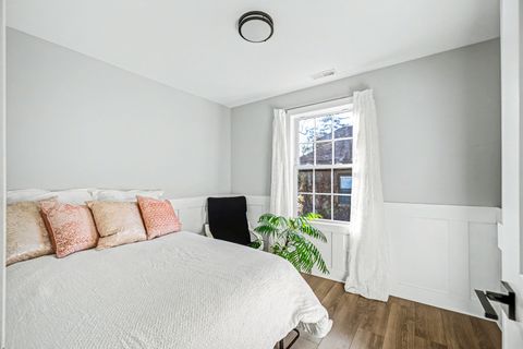 Tiny photo for 421 E Willow Avenue, Wheaton, IL 60187 (MLS # 12578814)