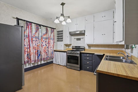 Tiny photo for 711 S Prairie Street, Champaign, IL 61820 (MLS # 12778422)