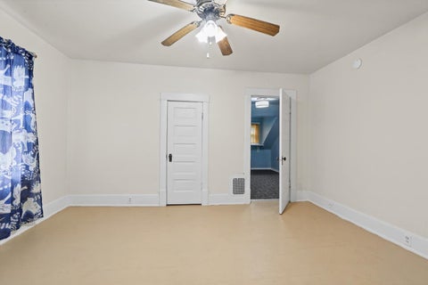 Tiny photo for 711 S Prairie Street, Champaign, IL 61820 (MLS # 12778422)