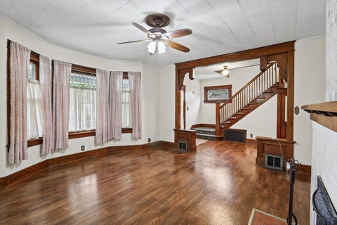 Tiny photo for 711 S Prairie Street, Champaign, IL 61820 (MLS # 12778422)
