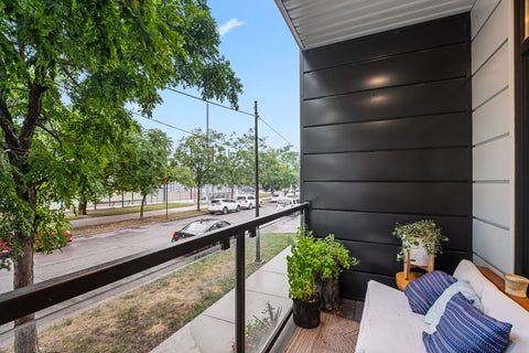 Tiny photo for 1300 N Claremont Avenue #1E, Chicago, IL 60622 (MLS # 12757486)