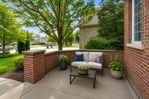 Tiny photo for 626 N VAN AUKEN Street, Elmhurst, IL 60126 (MLS # 12664053)