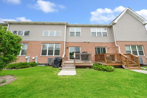 Tiny photo for 218 Auburn Hills Lane, Addison, IL 60101 (MLS # 12629210)