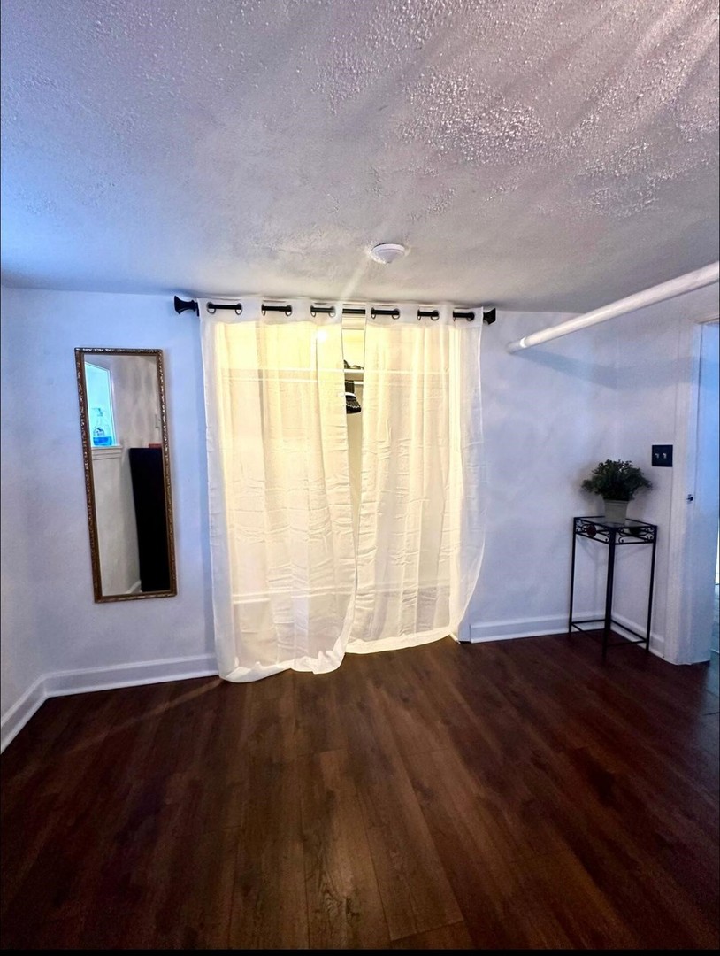 2727 N Oak Park Avenue