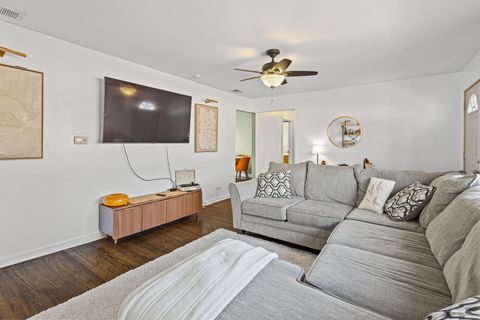 Tiny photo for 9301 S 54th Court, Oak Lawn, IL 60453 (MLS # 12598101)