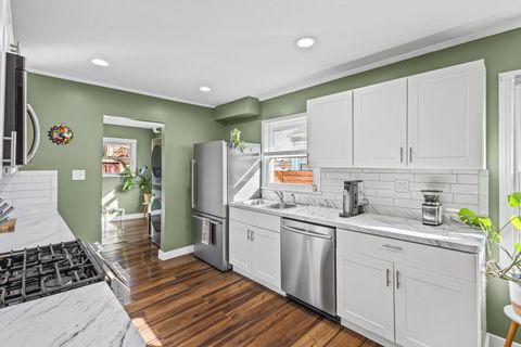 Tiny photo for 9301 S 54th Court, Oak Lawn, IL 60453 (MLS # 12598101)