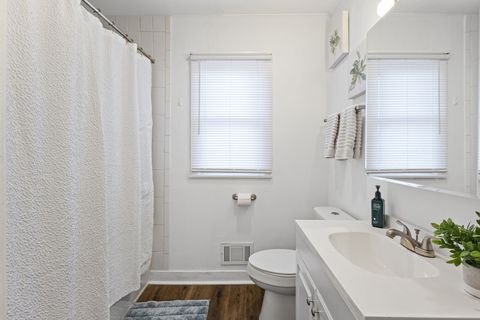 Tiny photo for 9301 S 54th Court, Oak Lawn, IL 60453 (MLS # 12598101)