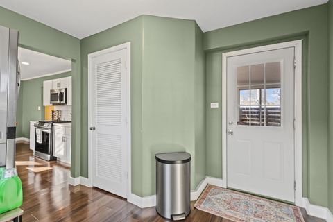 Tiny photo for 9301 S 54th Court, Oak Lawn, IL 60453 (MLS # 12598101)