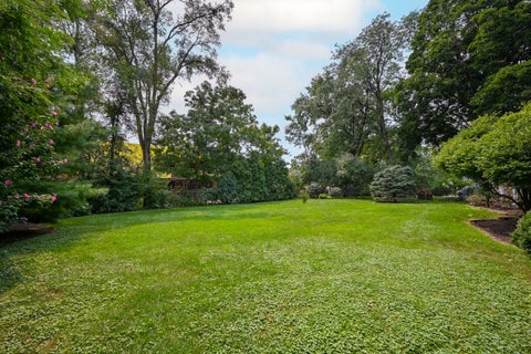 Tiny photo for 218 W Elm Street, Wheaton, IL 60189 (MLS # 12747013)