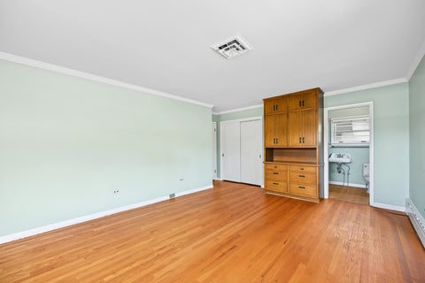 Tiny photo for 218 W Elm Street, Wheaton, IL 60189 (MLS # 12747013)