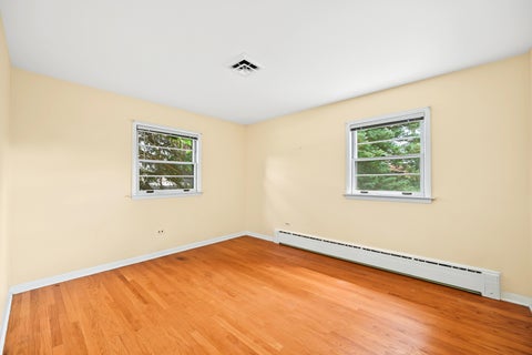Tiny photo for 218 W Elm Street, Wheaton, IL 60189 (MLS # 12747013)