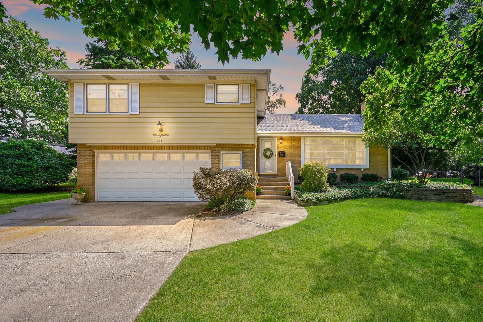 218 W Elm Street
