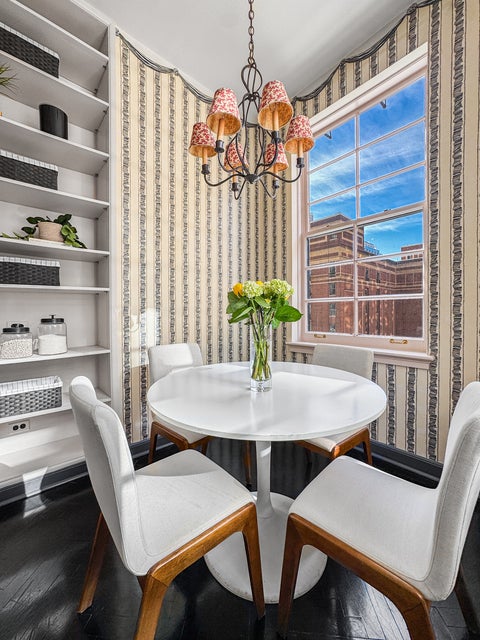 Tiny photo for 1260 N Astor Street #7, Chicago, IL 60610 (MLS # 12743102)